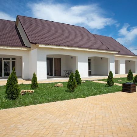База Відпочинку "Сонячна" Primorskoye Exterior foto