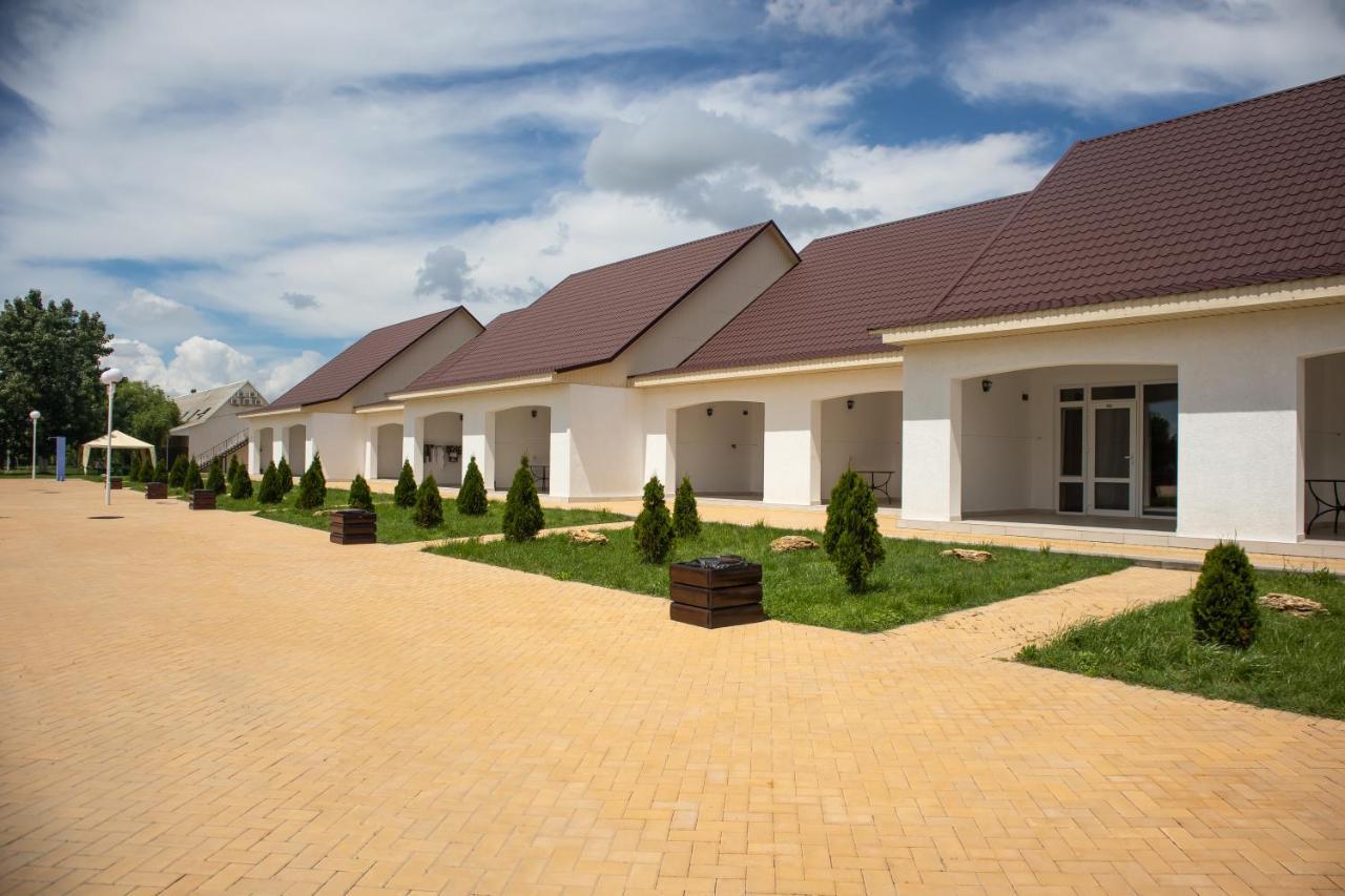 База Відпочинку "Сонячна" Primorskoye Exterior foto